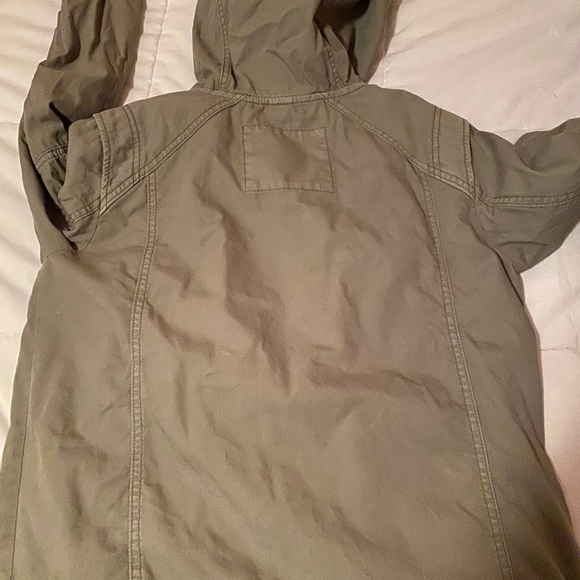 Green Utility Jacket - Picture 2 of 4